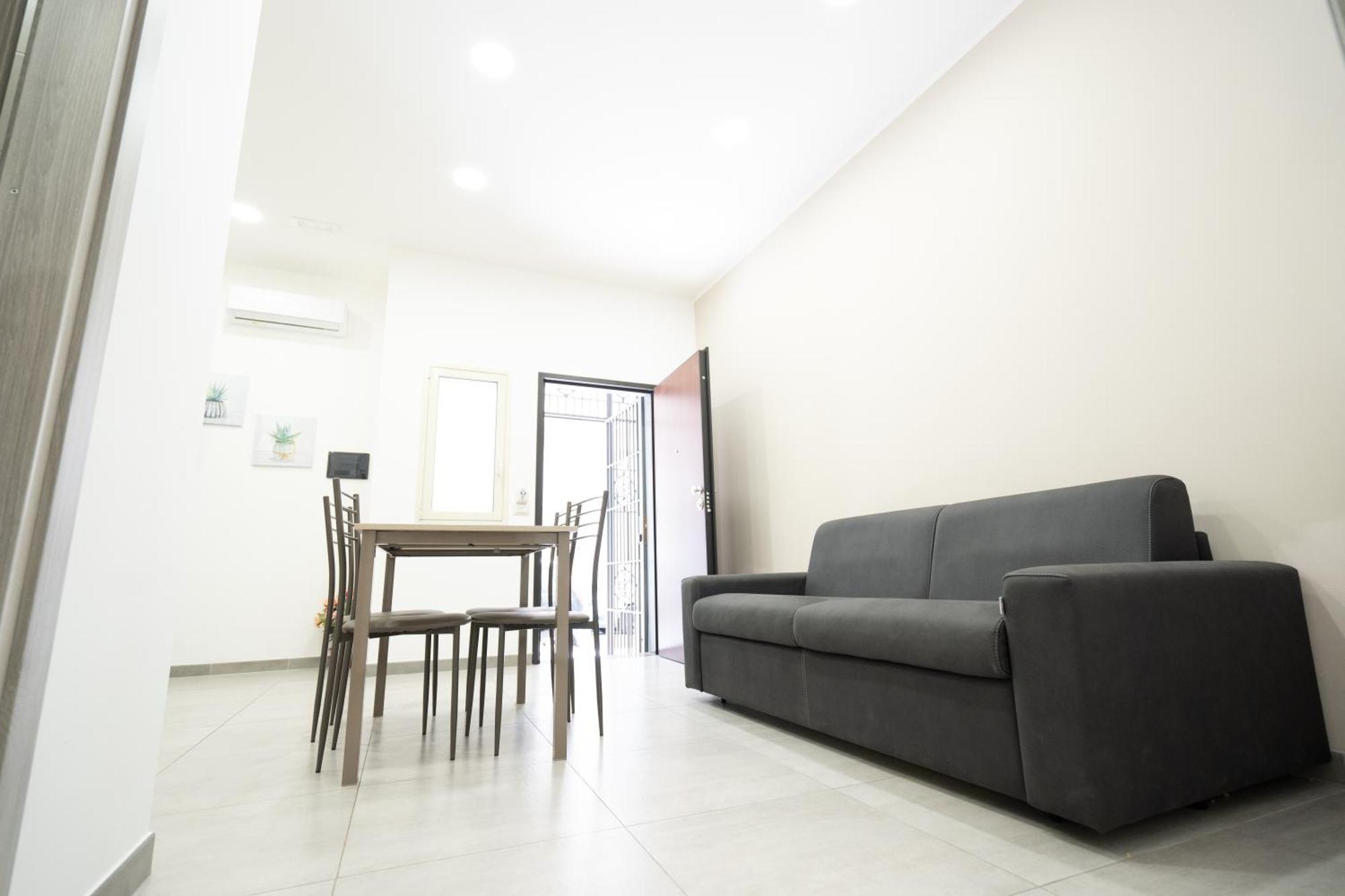 דירות קטאניה Casa Vacanza Serafino מראה חיצוני תמונה